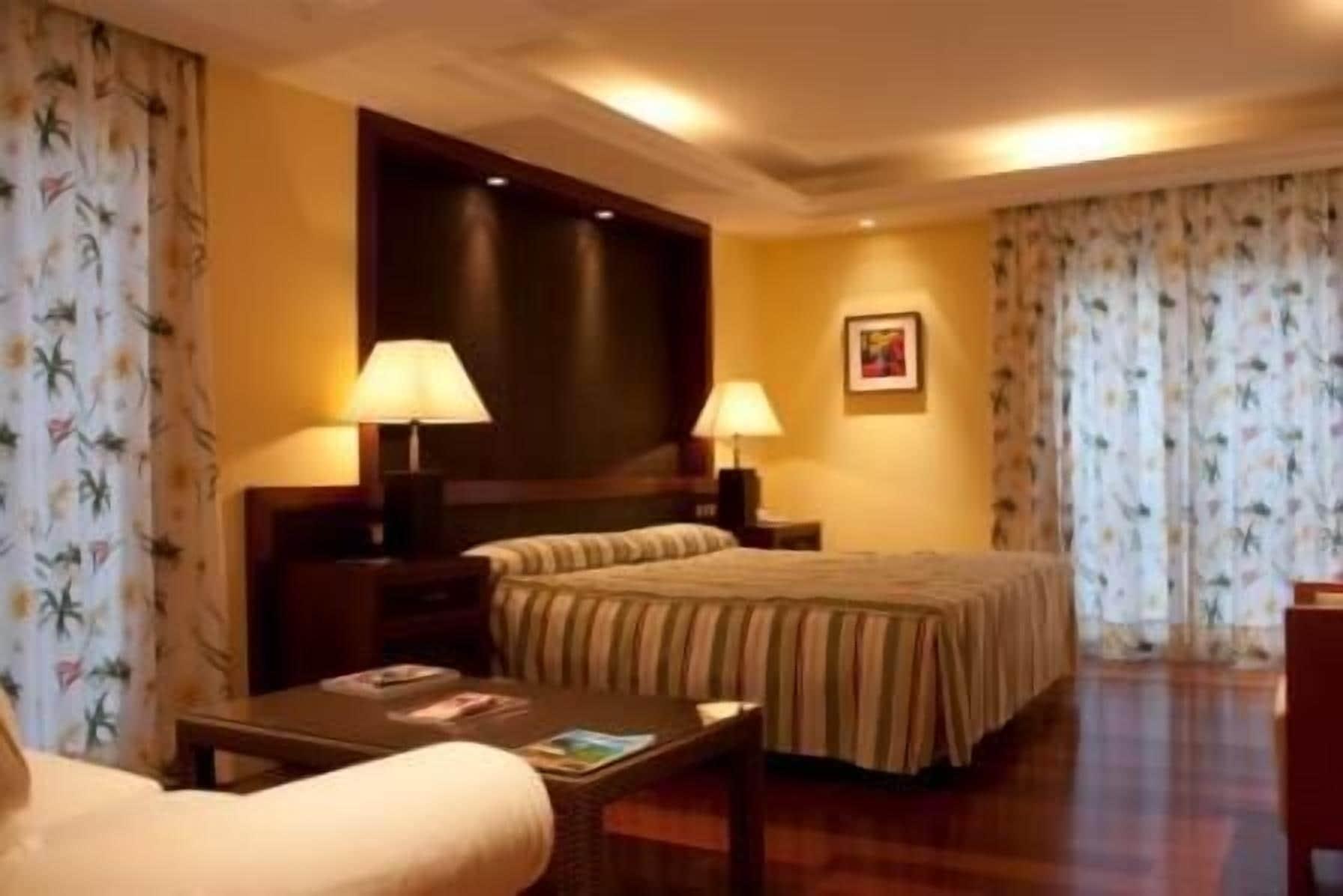 Hotel Mr Les Rotes 데니아 외부 사진